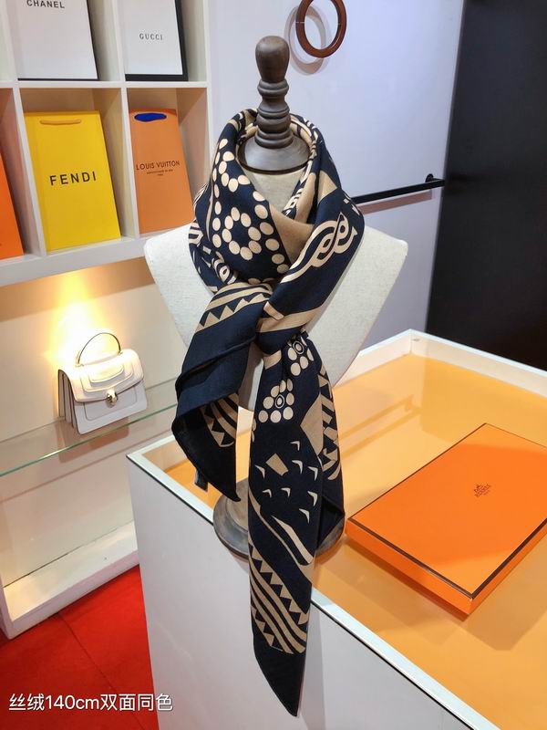 Hermes 140X140cm 70%羊绒 30%真丝 E (2)