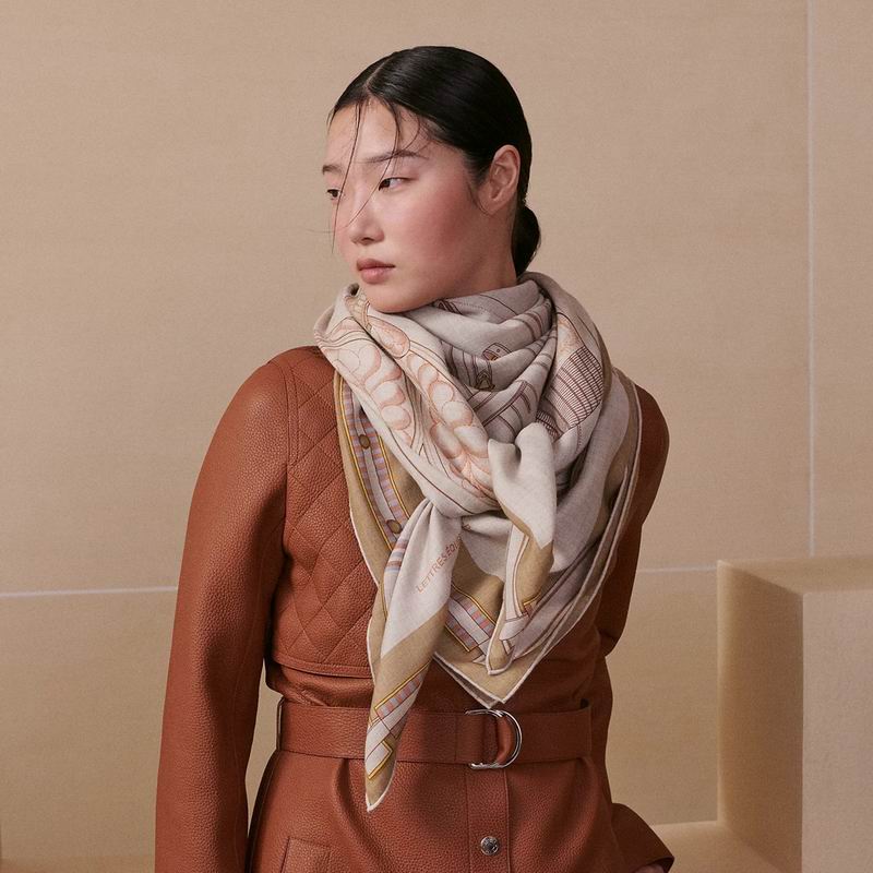 Hermes 140X140cm 70%羊绒 30%真丝 E (26)