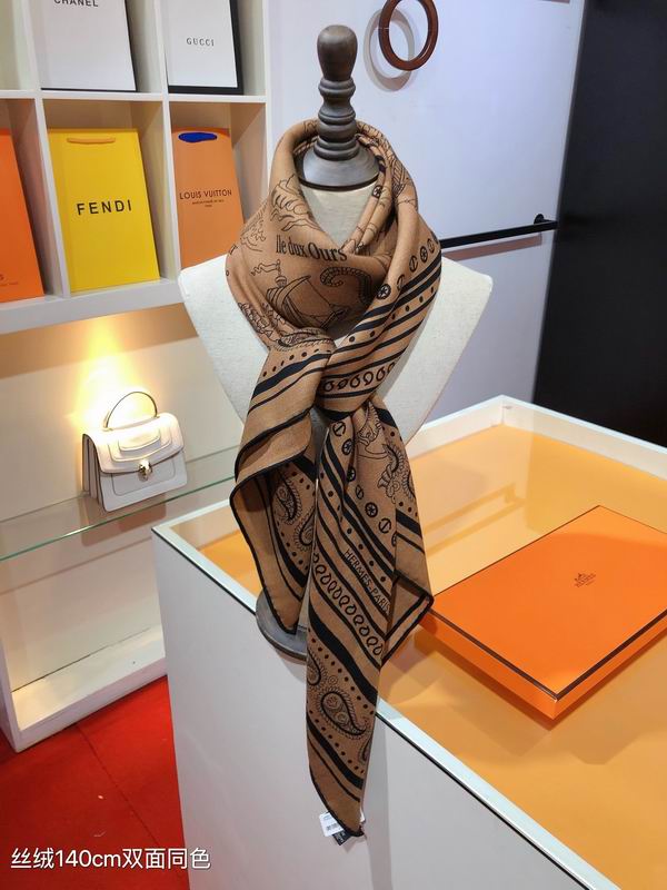 Hermes 140X140cm 70%羊绒 30%真丝 E (7)