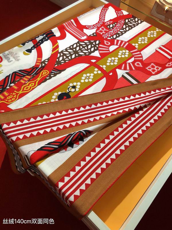 Hermes 140X140cm 70%羊绒 30%真丝 E (9)