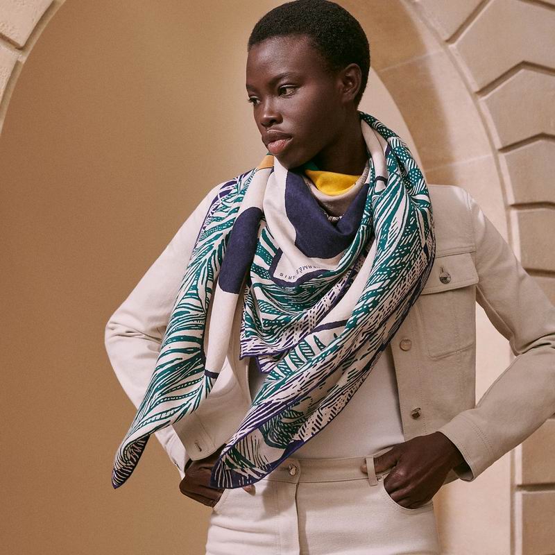 Hermes 140X140cm 70%羊绒 30%真丝 E (9)