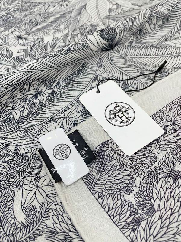 Hermes 140X140cm 70%羊绒30%真丝 E (16)