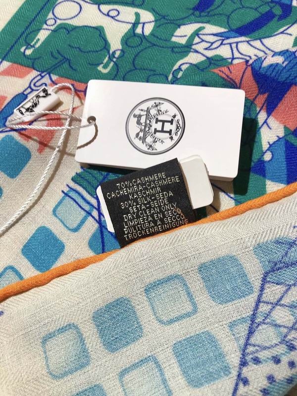 Hermes 140x140cm 70%羊绒30%真丝 E (13)