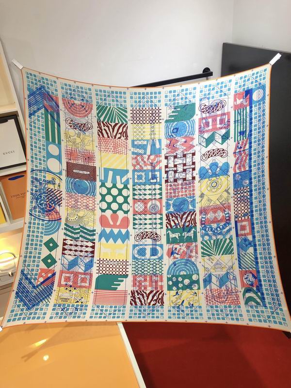 Hermes 140x140cm 70%羊绒30%真丝 E (16)