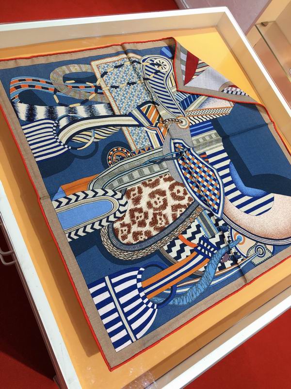 Hermes 70X70cm 70%羊绒 30%真丝 E (8)