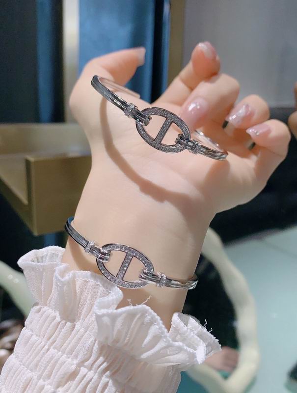 Hermes Bracelet 04yxh17 (7)