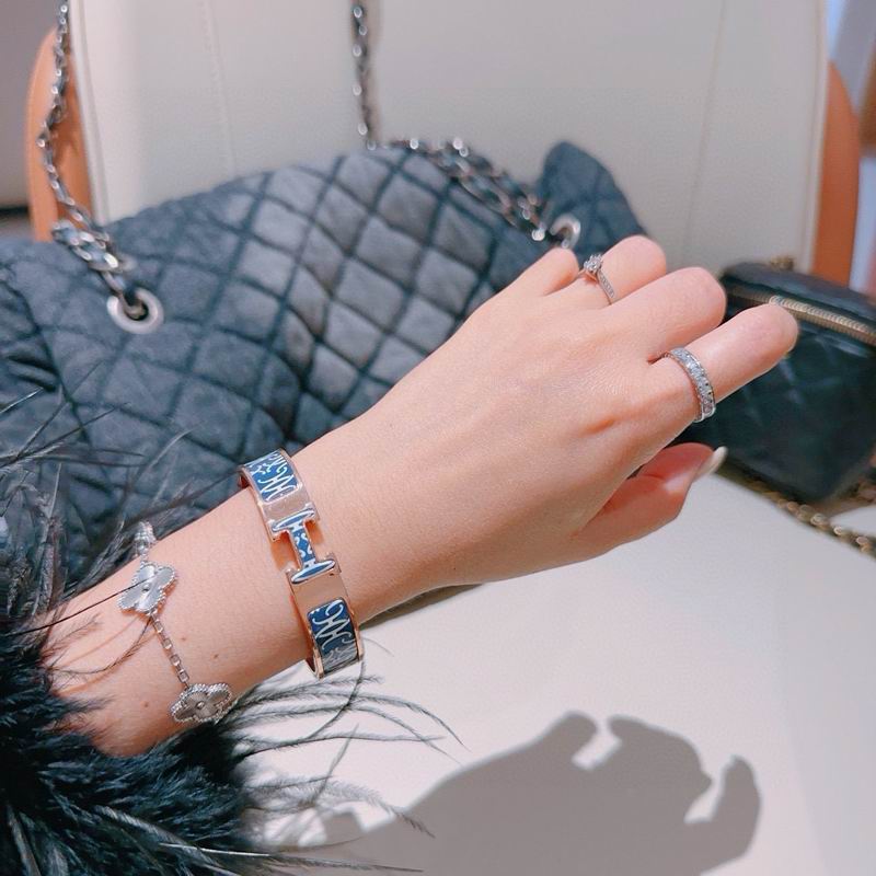 Hermes Bracelet 05yxh05 (6)