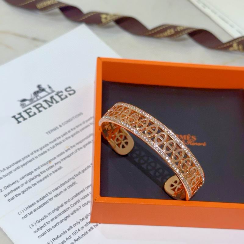 Hermes Bracelet 06yxh16 (3)