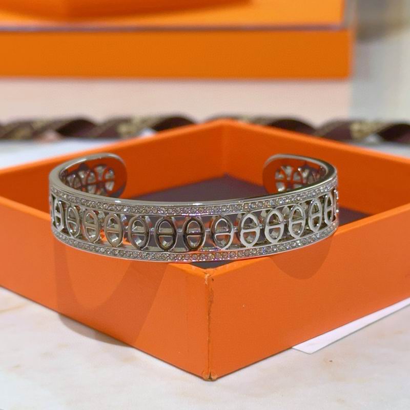 Hermes Bracelet 06yxh16 (9)