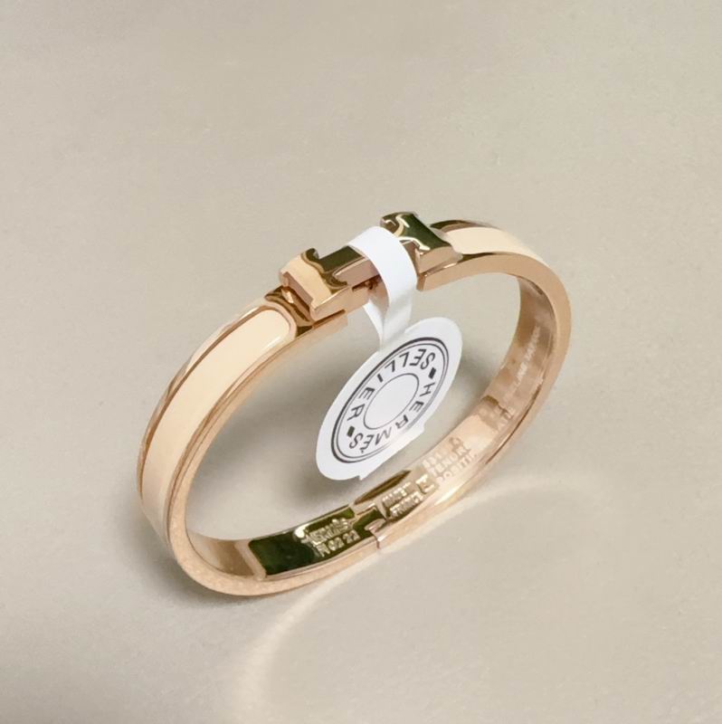 Hermes Bracelet 06yxh18 (7)
