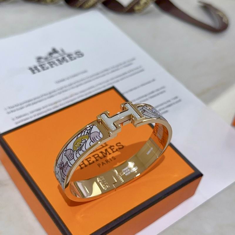 Hermes Bracelet 06yxh28 (4)