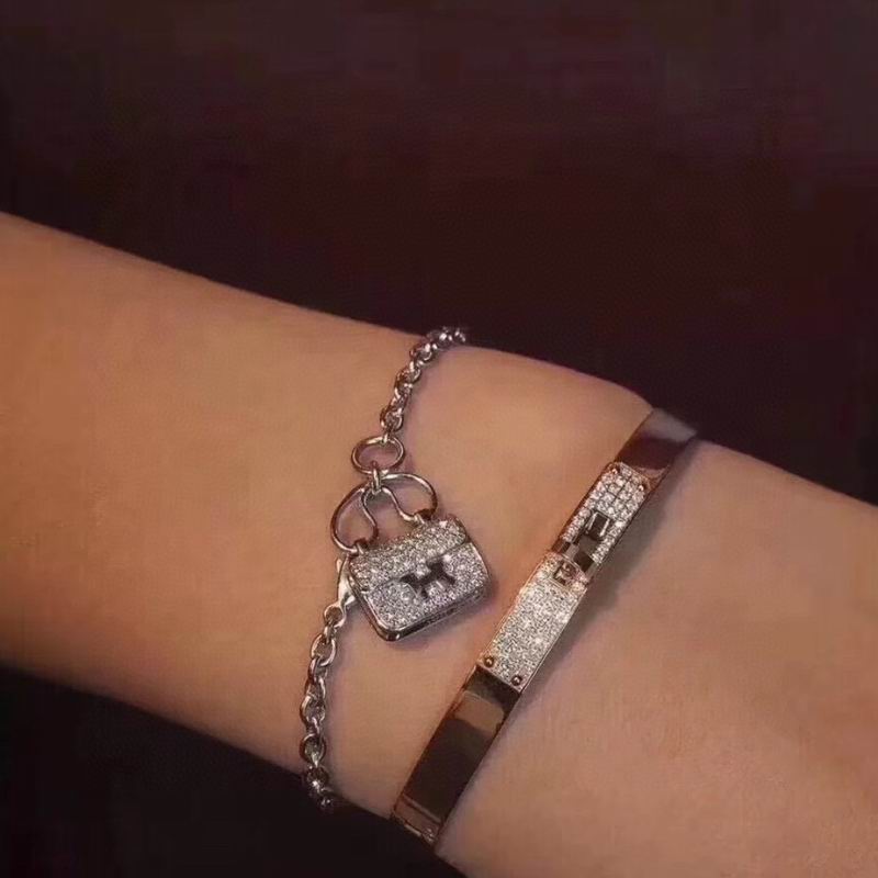 Hermes Bracelet 06yxh39 (8)