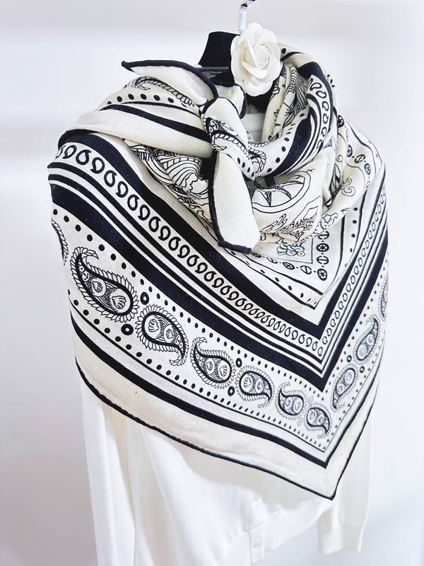 Hermes Scarf 135X135cm E (1)