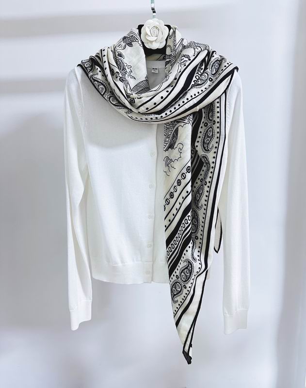 Hermes Scarf 135X135cm E (2)