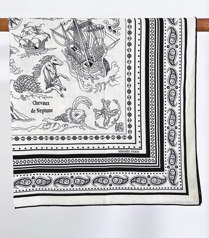 Hermes Scarf 135X135cm E (5)