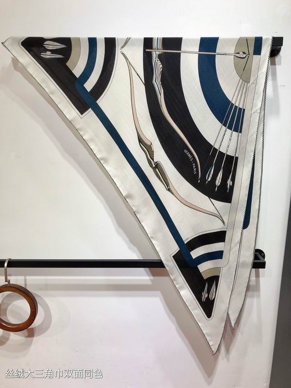 Hermes scarf 188X94cm 70%羊绒 30%真丝 E05 (16)
