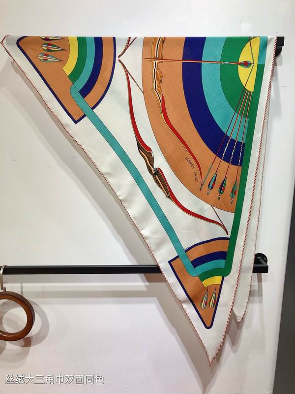 Hermes scarf 188X94cm 70%羊绒 30%真丝 E05 (25)