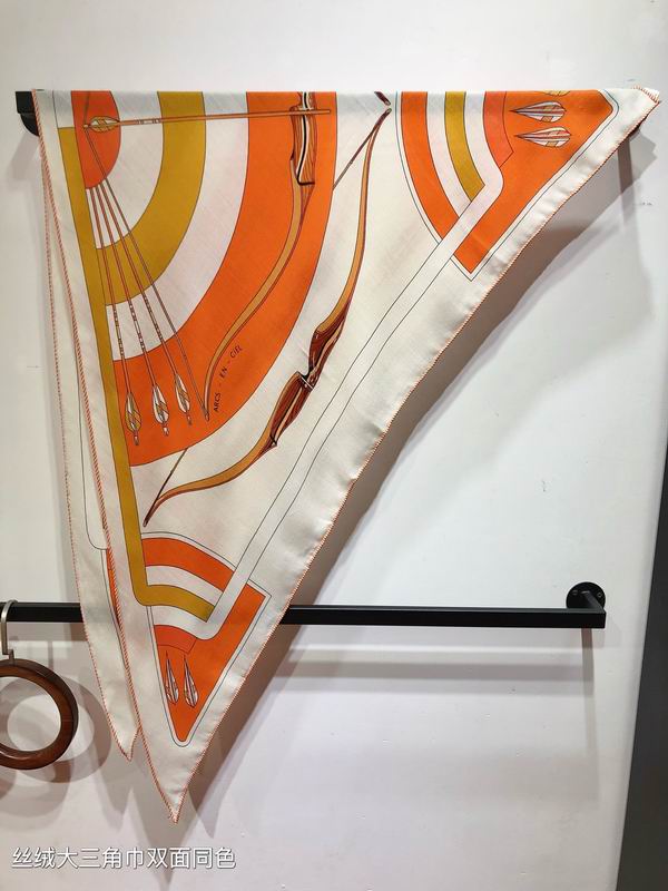 Hermes scarf 188X94cm 70%羊绒 30%真丝 E05 (33)