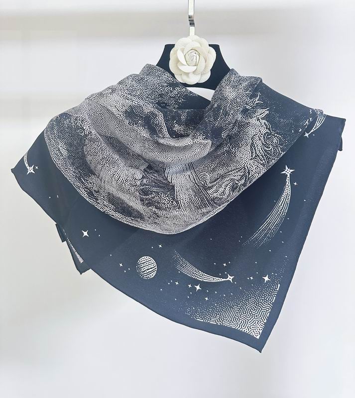 Hermes silk Scarf 70X70cm E10 (4)