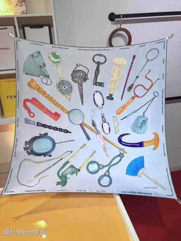 Hermes silk Scarf 90X90cm E (10)