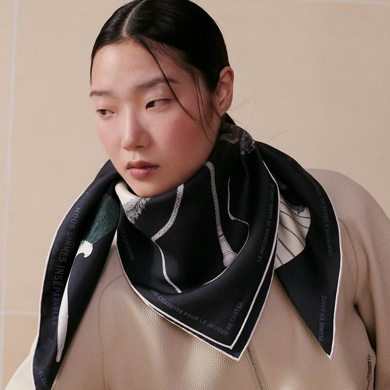 Hermes silk Scarf 90X90cm E (16)