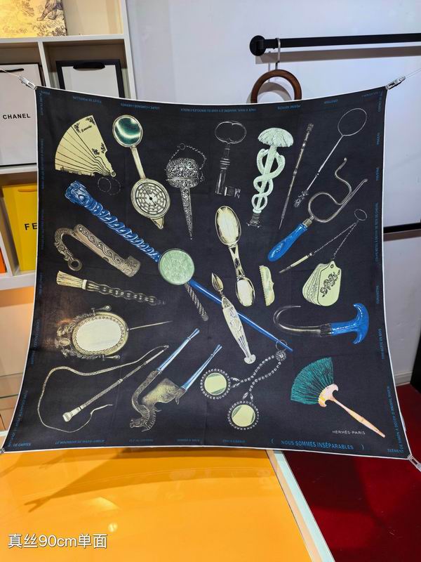 Hermes silk Scarf 90X90cm E (17)