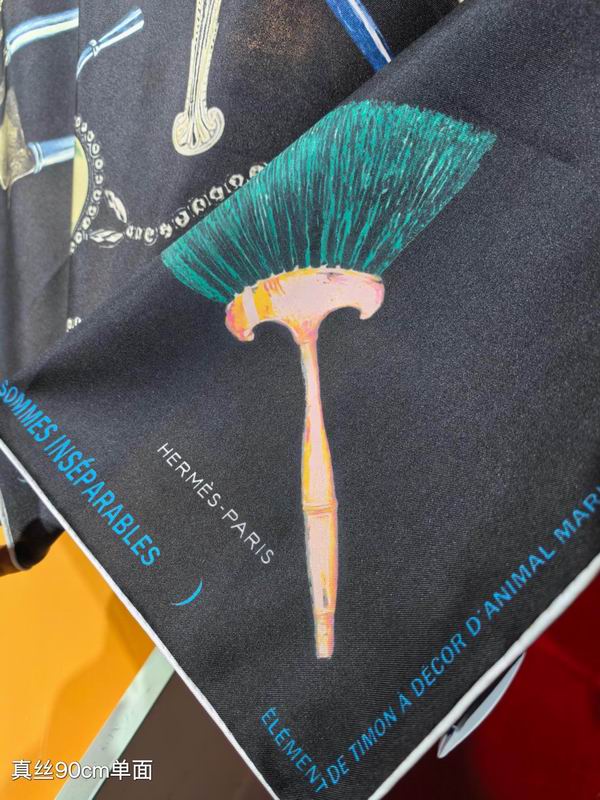 Hermes silk Scarf 90X90cm E (18)