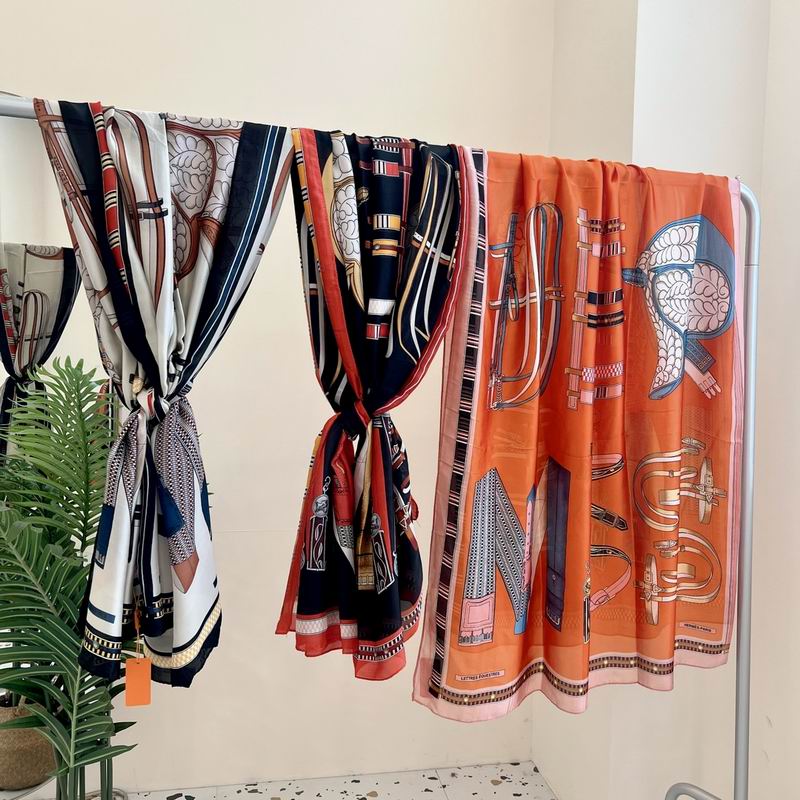 Hermes silk scarf 90-180cm E (1)