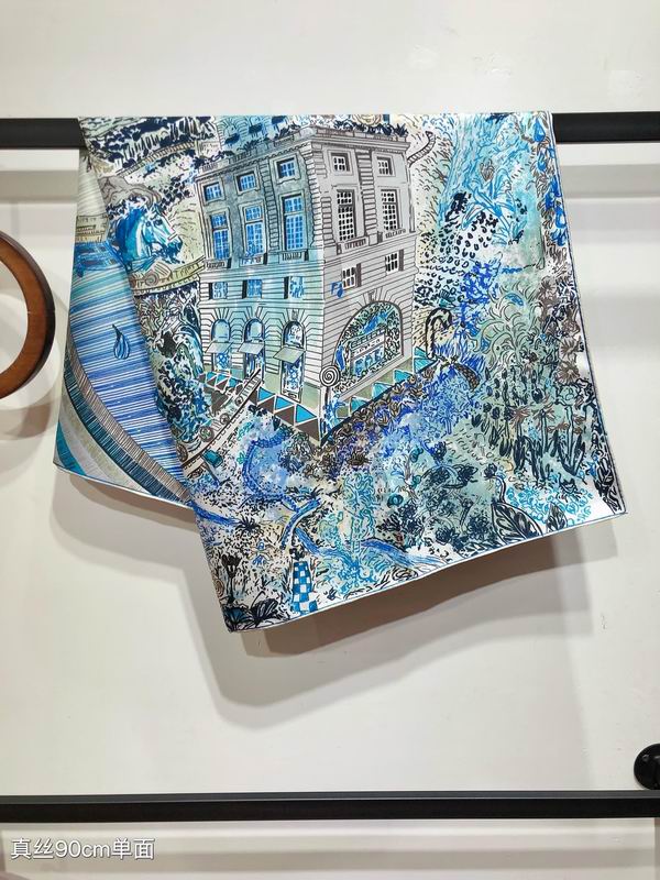 Hermes silk scarf 90X90cm E (1)