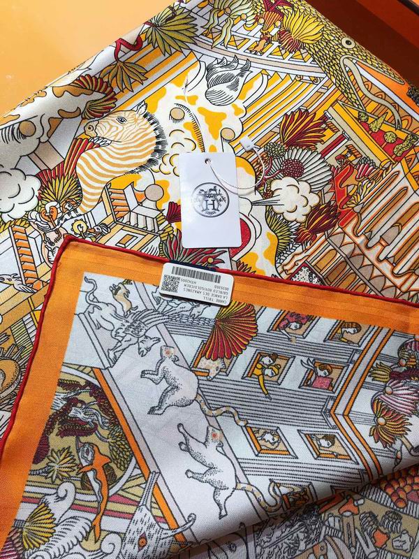 Hermes silk scarf 90X90cm E (1)