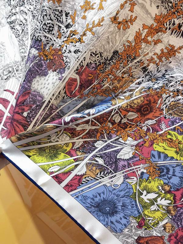 Hermes silk scarf 90X90cm E (1)