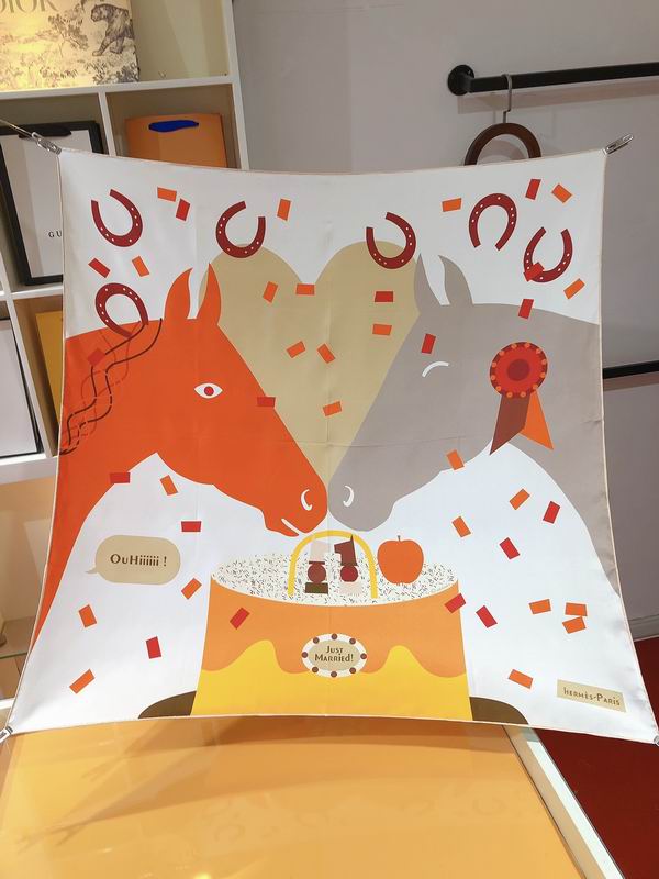 Hermes silk scarf 90X90cm E (1)