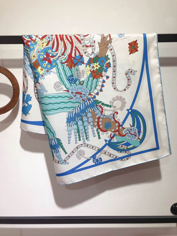 Hermes silk scarf 90X90cm E (10)