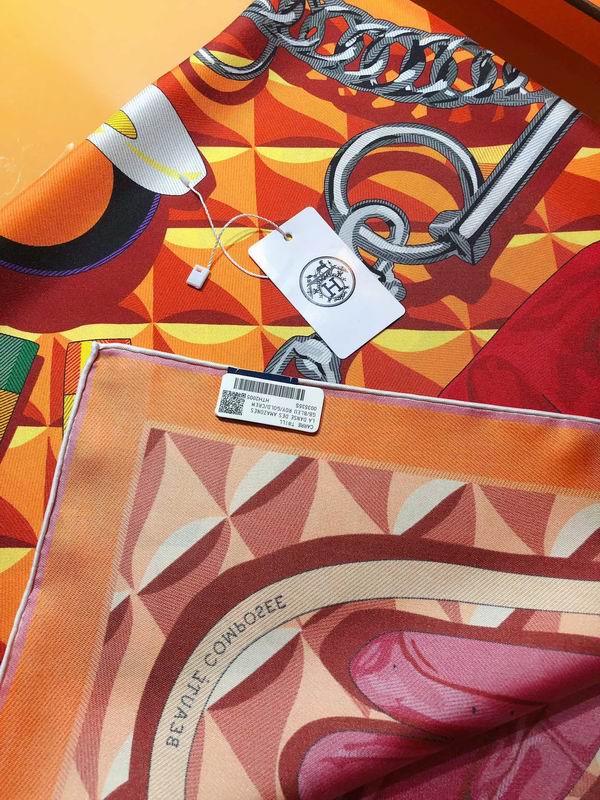 Hermes silk scarf 90X90cm E (10)