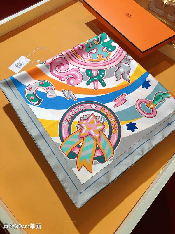 Hermes silk scarf 90X90cm E (15)