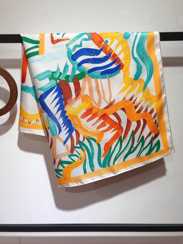 Hermes silk scarf 90X90cm E (15)