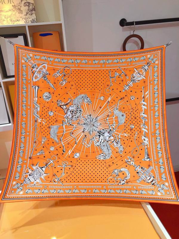 Hermes silk scarf 90X90cm E (15)