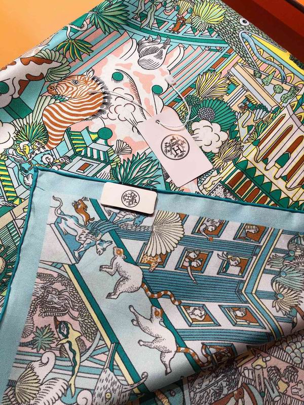Hermes silk scarf 90X90cm E (16)