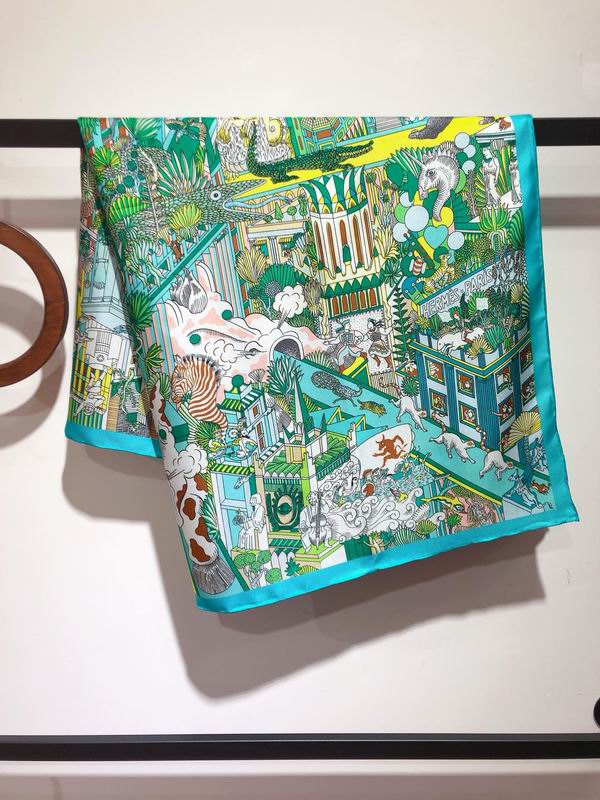 Hermes silk scarf 90X90cm E (17)