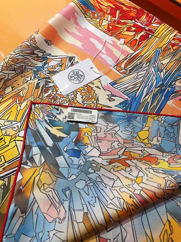 Hermes silk scarf 90X90cm E (18)