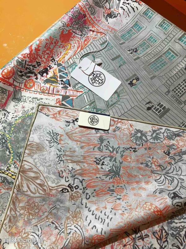 Hermes silk scarf 90X90cm E (19)