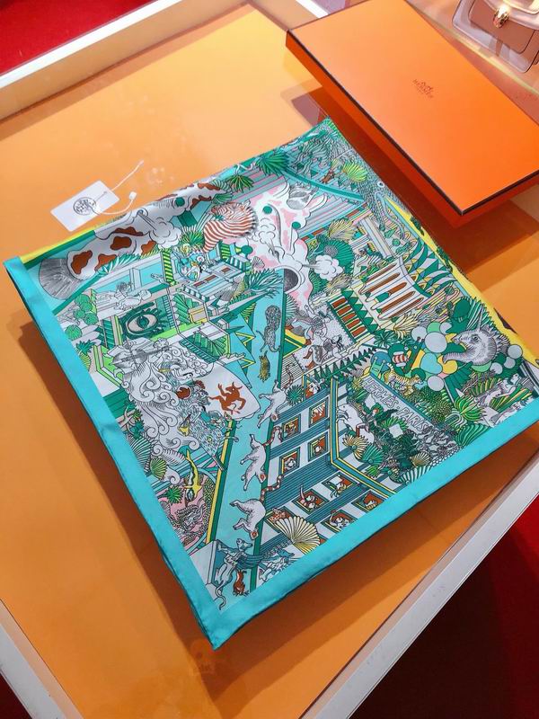 Hermes silk scarf 90X90cm E (19)