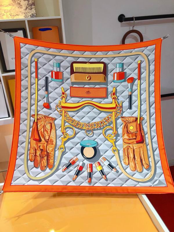 Hermes silk scarf 90X90cm E (2)