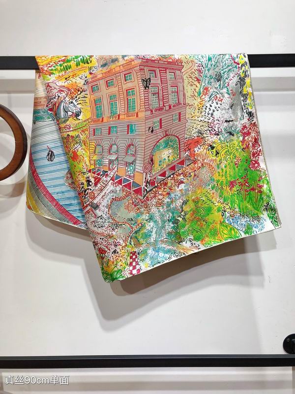 Hermes silk scarf 90X90cm E (23)