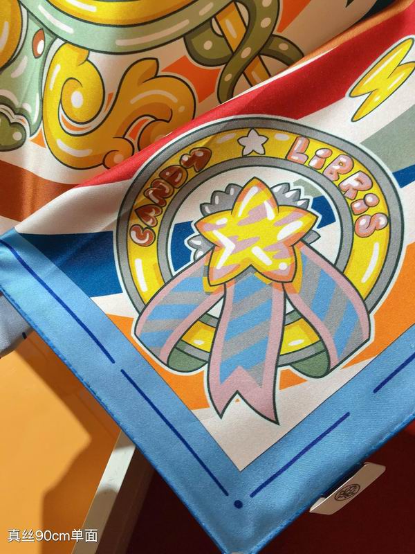 Hermes silk scarf 90X90cm E (24)