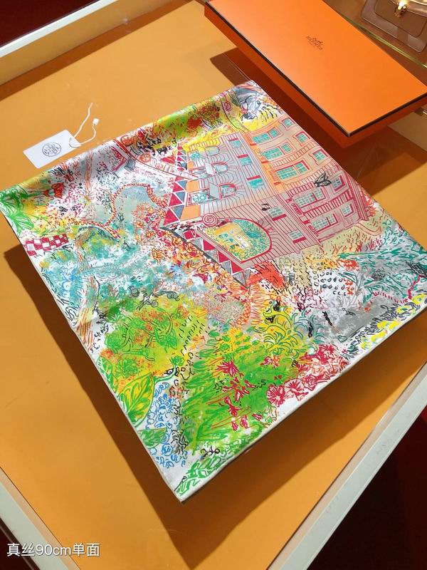 Hermes silk scarf 90X90cm E (27)
