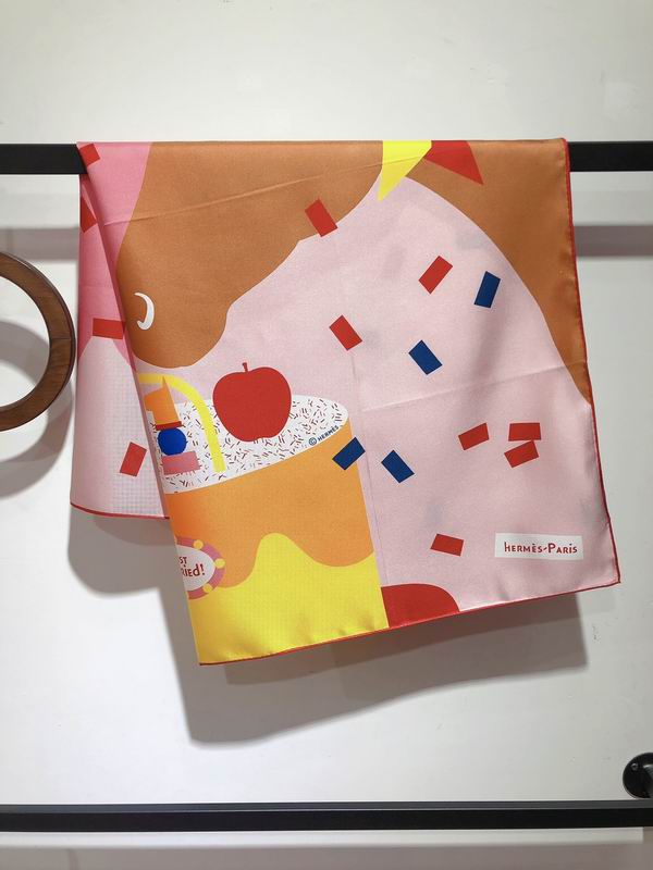 Hermes silk scarf 90X90cm E (37)