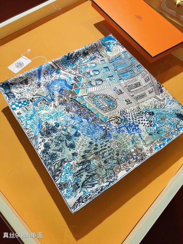 Hermes silk scarf 90X90cm E (4)