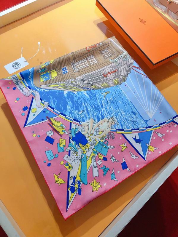 Hermes silk scarf 90X90cm E (4)