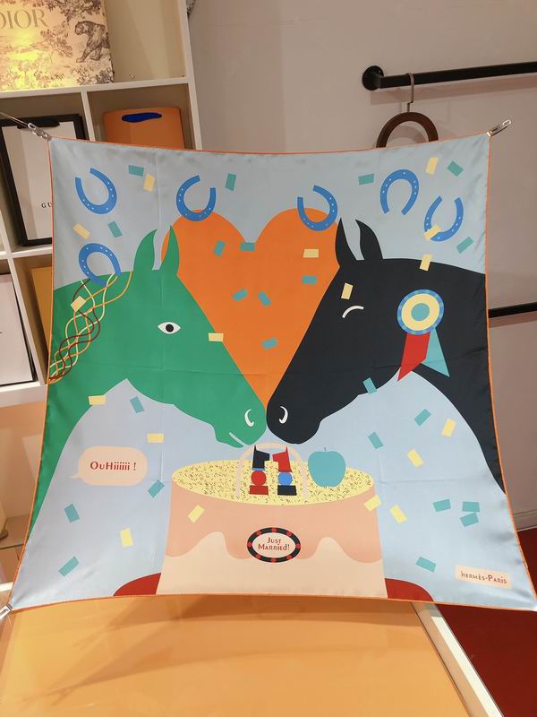 Hermes silk scarf 90X90cm E (40)